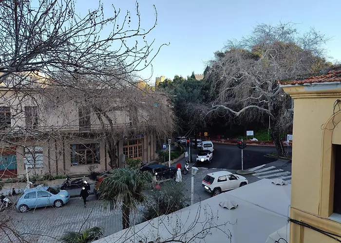 Rhodes Haven 아파트 *